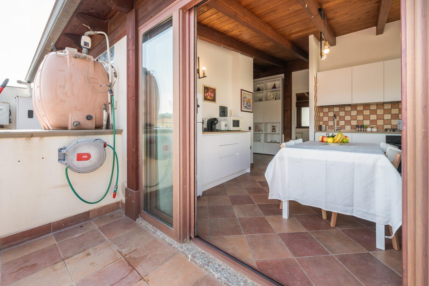 カリアリGreta House San Benedettoアパートメント エクステリア 写真
