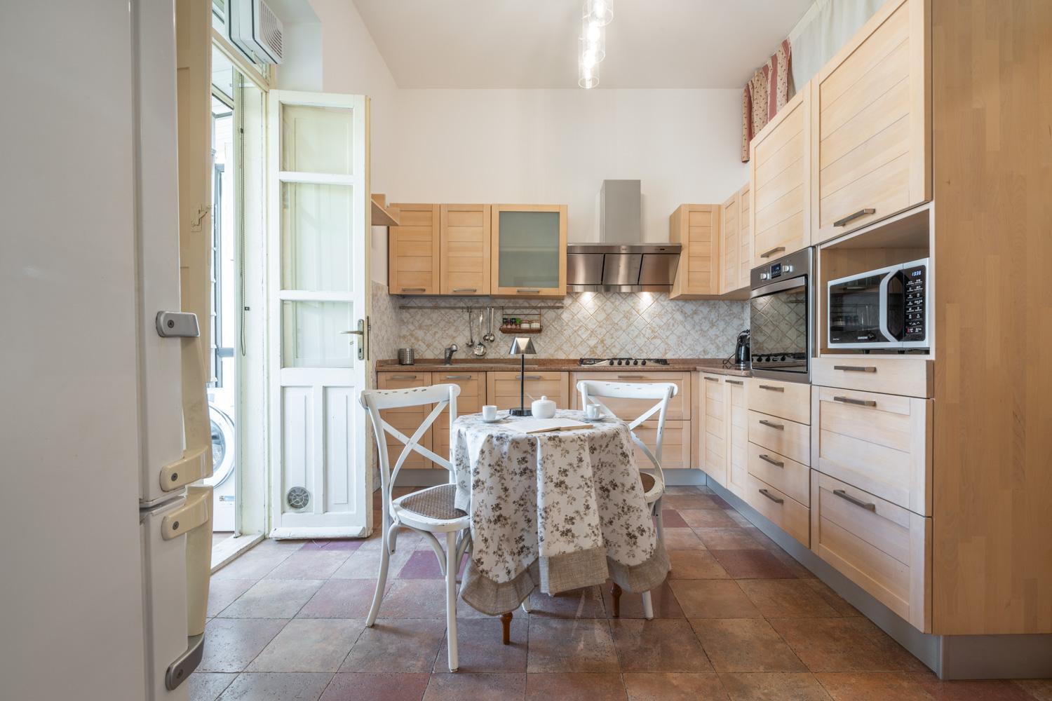 カリアリGreta House San Benedettoアパートメント エクステリア 写真