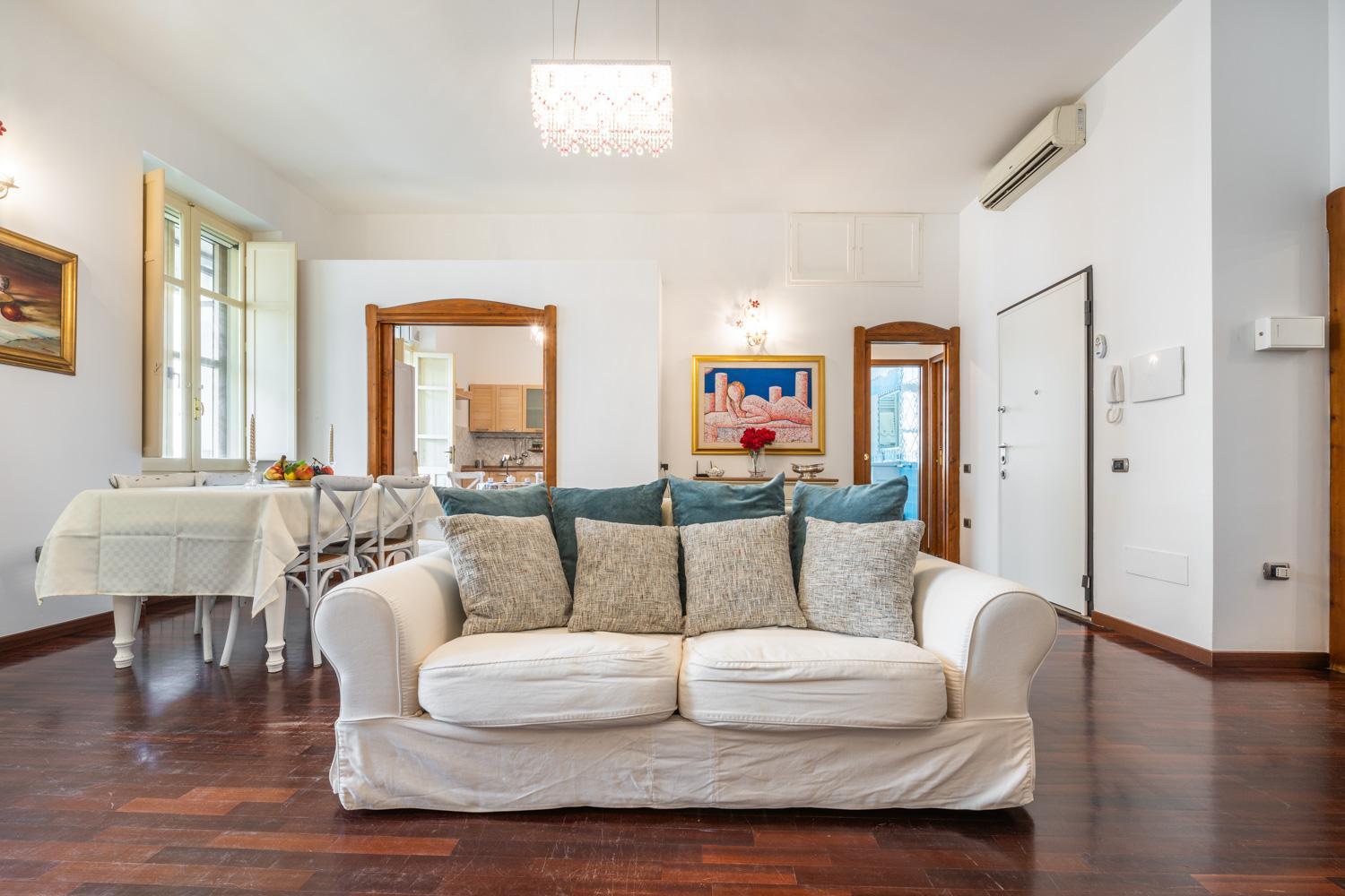 カリアリGreta House San Benedettoアパートメント エクステリア 写真